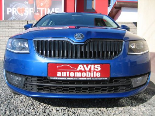 SKODA OCTAVIA KOMBI 2.0 TDI DSG ELEGANCE