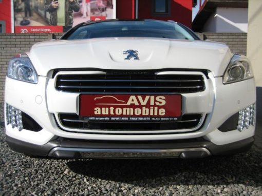 PEUGEOT 508 RXH 2.0 HDI+HYbrid4 4X4 BUSINESS LINE