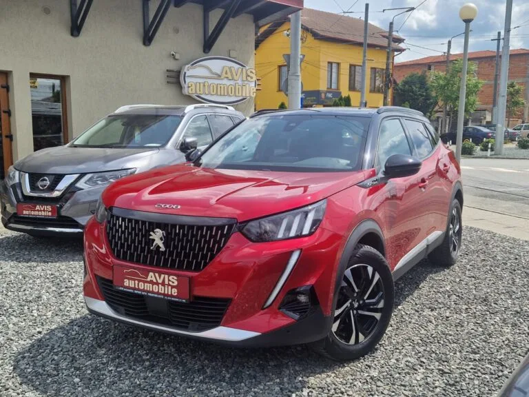 PEUGEOT 2008 1.2 PURE TECH GT-Line