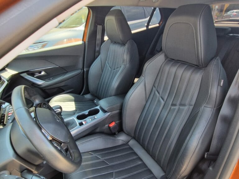 PEUGEOT 2008 1.2 PURE TECH ALLURE