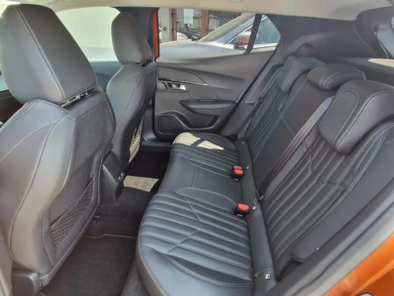 PEUGEOT 2008 1.2 PURE TECH ALLURE