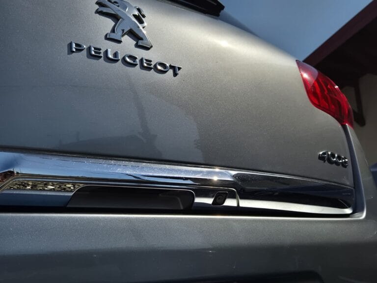 PEUGEOT 4008 1.8 HDI 4X4 ALLURE