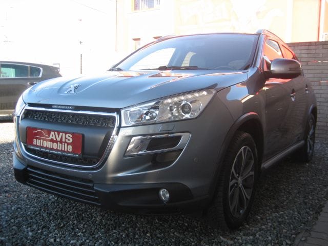 PEUGEOT 4008 1.8 HDI 4X4 ALLURE