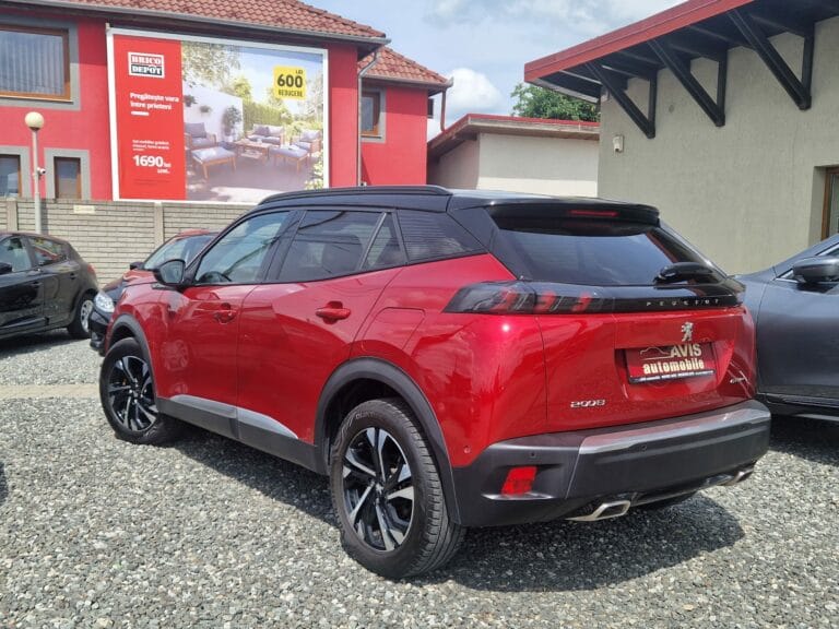 PEUGEOT 2008 1.2 PURE TECH GT-Line