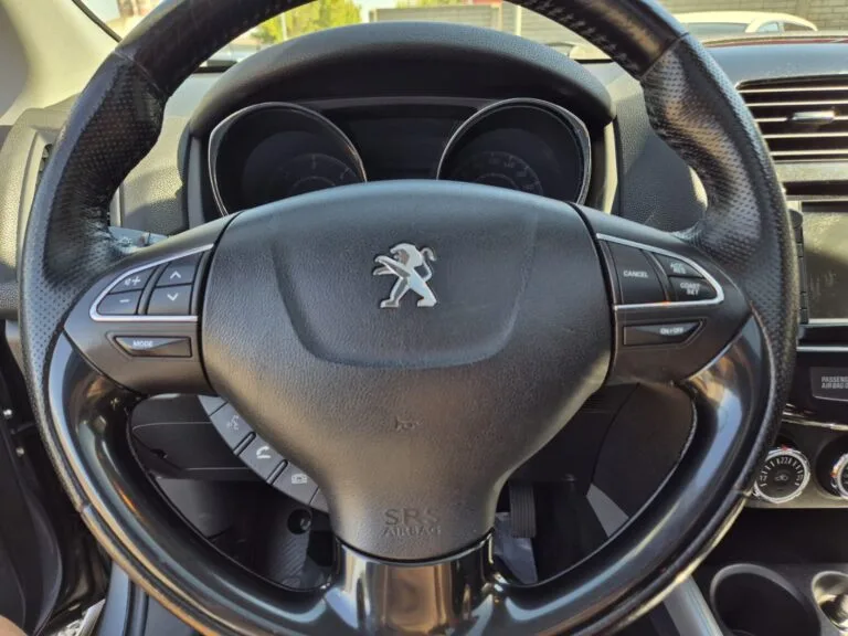 PEUGEOT 4008 1.8 HDI 4X4 ALLURE