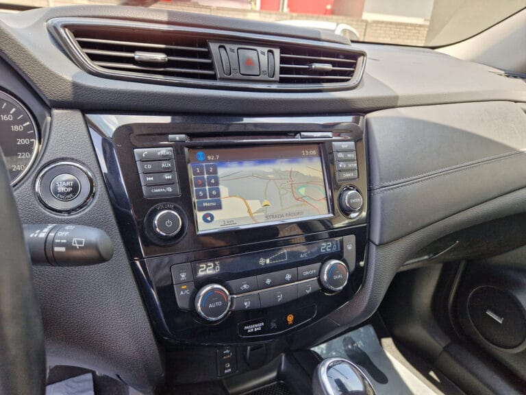 NISSAN X-TRAIL 2.0 dCi TEKNA 4X4 AUTOMATIC FACELIFT