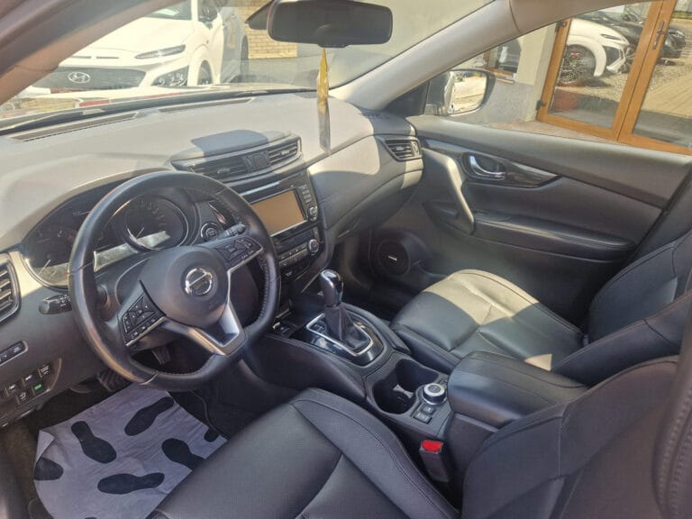 NISSAN X-TRAIL 2.0 dCi TEKNA 4X4 AUTOMATIC FACELIFT