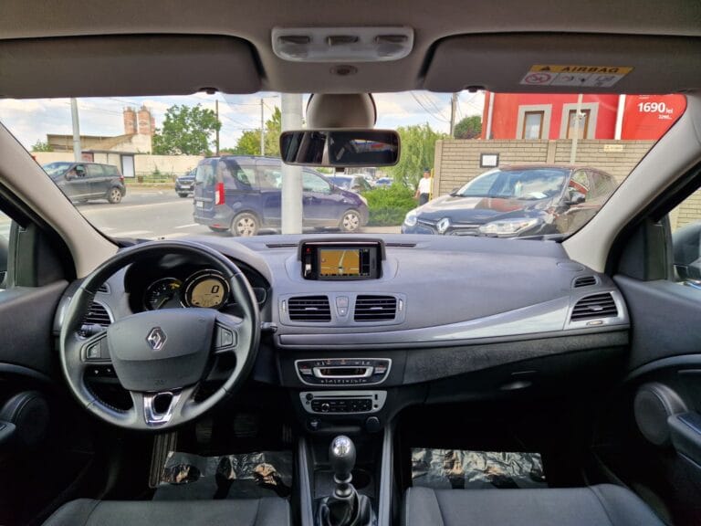 RENAULT MEGANE 3 1.5 dCi LIMITED