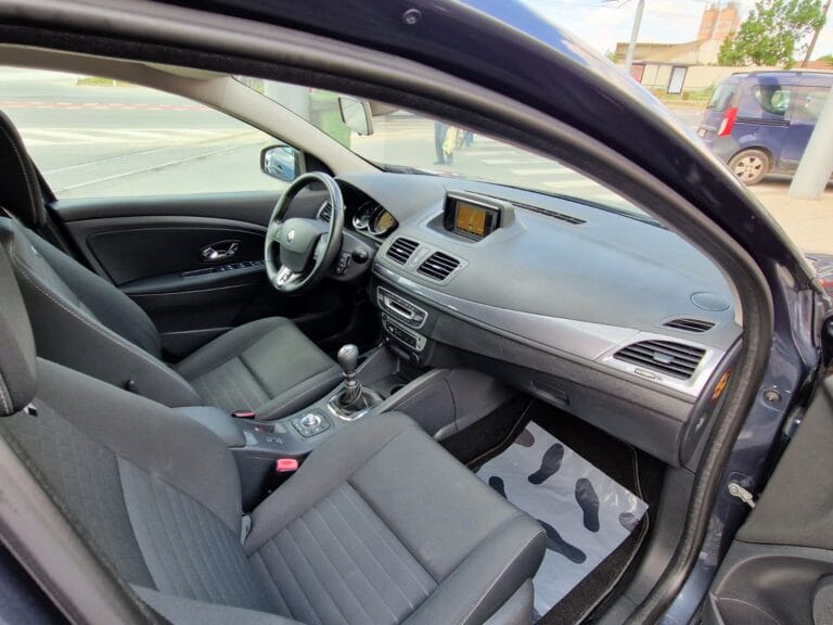RENAULT MEGANE 3 1.5 dCi LIMITED