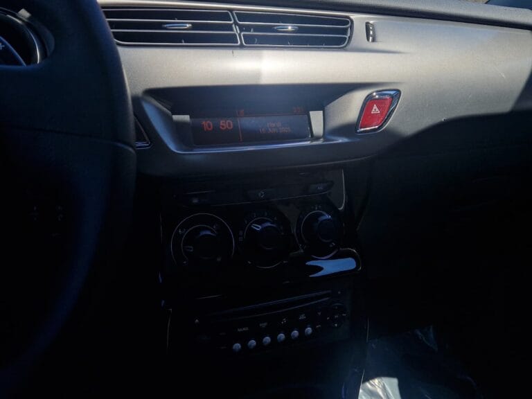 CITROEN C3 1.2 e-VTi AUTOMAT