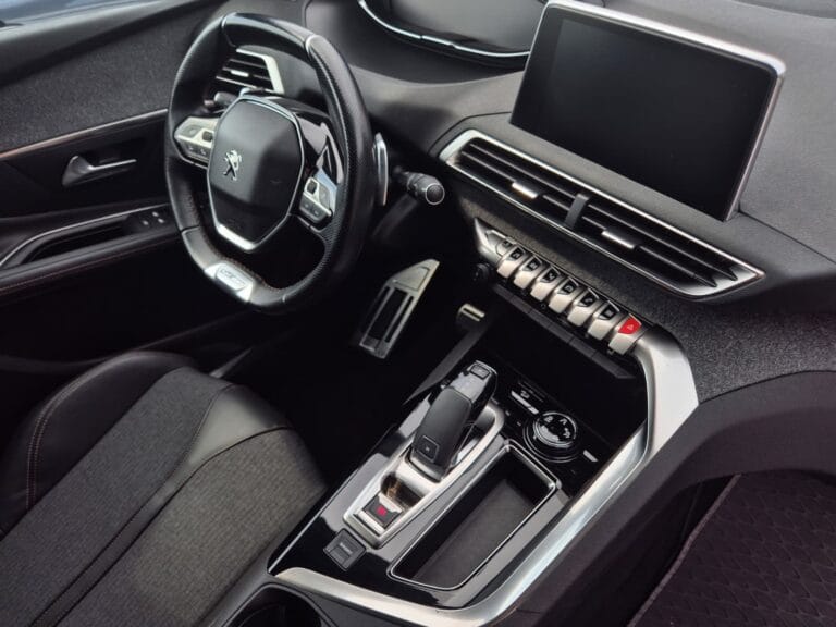 PEUGEOT 3008 1.6 THP GT Line