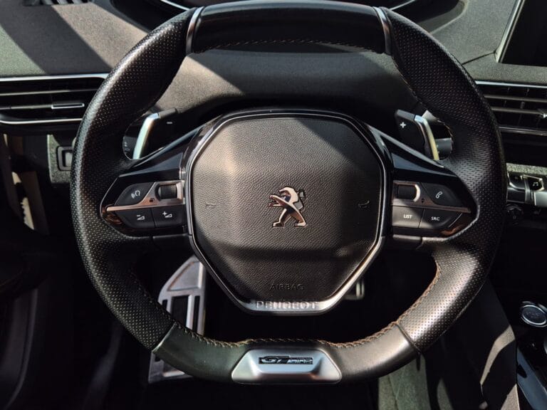 PEUGEOT 3008 1.6 THP GT Line