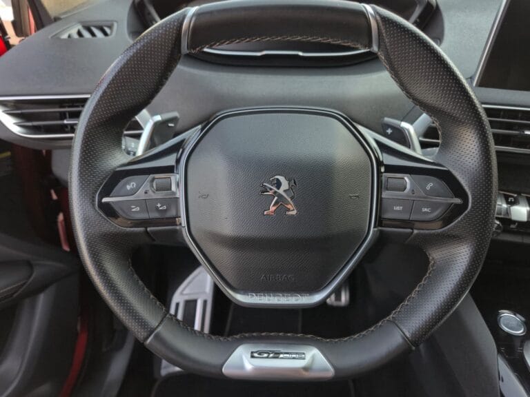 PEUGEOT 3008 1.6 THP GT Line