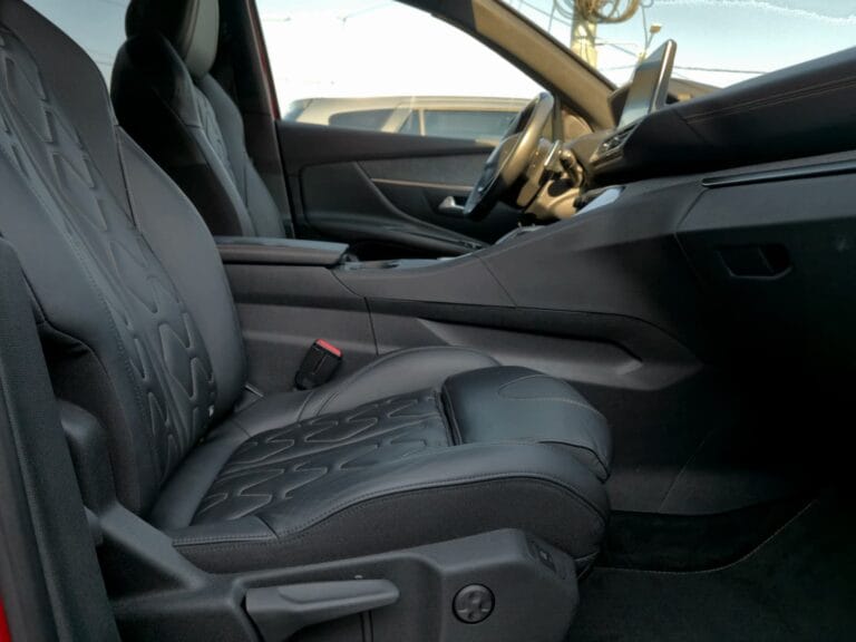 PEUGEOT 3008 1.6 THP GT Line
