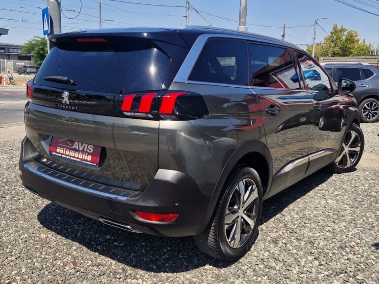 PEUGEOT 5008 1.6 PureTech GT Line AUTOMAT 7 LOCURI