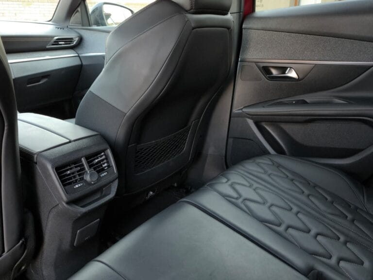 PEUGEOT 3008 1.6 THP GT Line