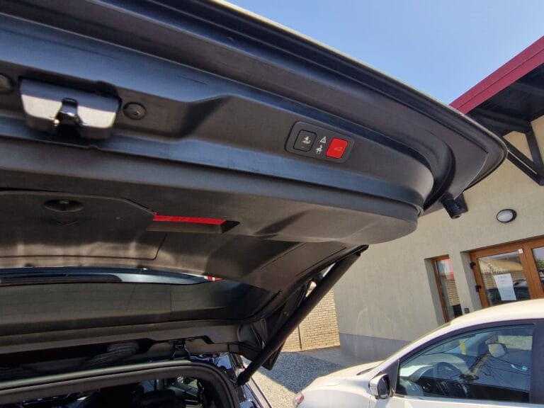 PEUGEOT 5008 1.6 PureTech GT Line AUTOMAT 7 LOCURI