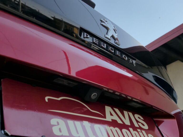 PEUGEOT 3008 1.6 THP GT Line