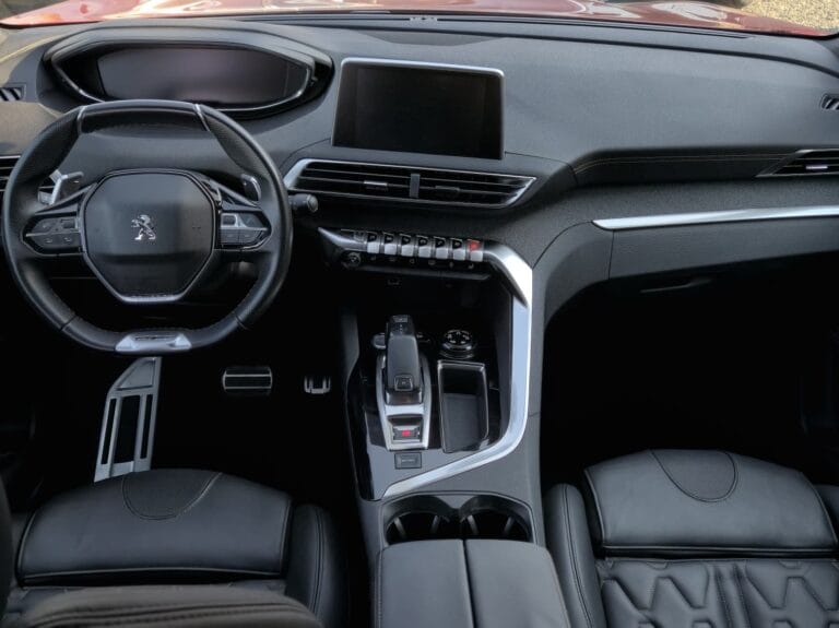 PEUGEOT 3008 1.6 THP GT Line