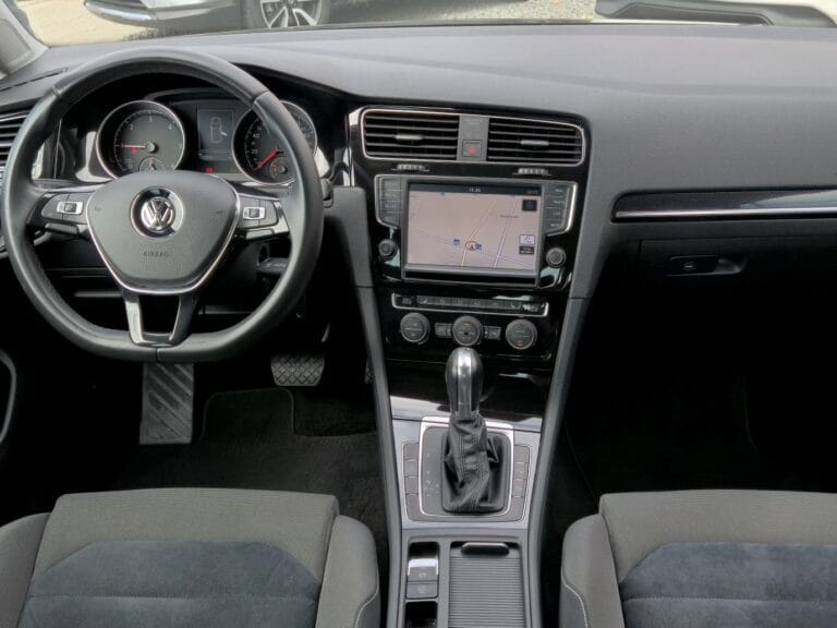 VW GOLF 7 2.0 TDI DSG HIGHLINE HATCHBACK