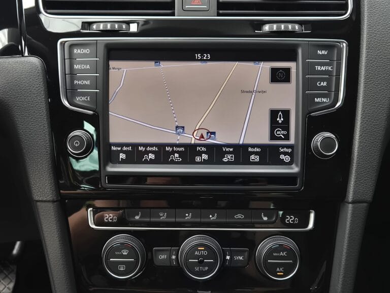 VW GOLF 7 2.0 TDI DSG HIGHLINE HATCHBACK