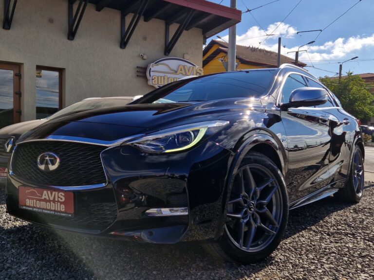 INFINITI Q30 rulat la parc auto Arad - AVIS Automobile