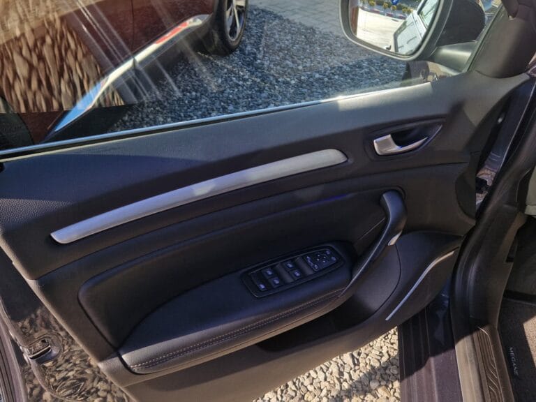RENAULT MEGANE GRANDTOUR 1.5 BLUE dCi INTENS
